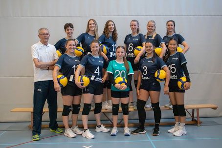 Damen 2 Gruppenfoto